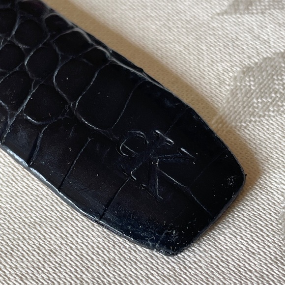 ? NWT Calvin Klein women’s Black Italian Alligator calfskin Leather belt. Small Calvin Klein Women main image 2